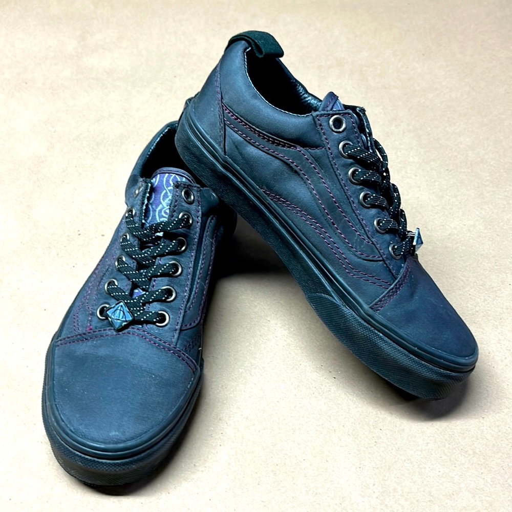 Vans teen shoes size 1.5